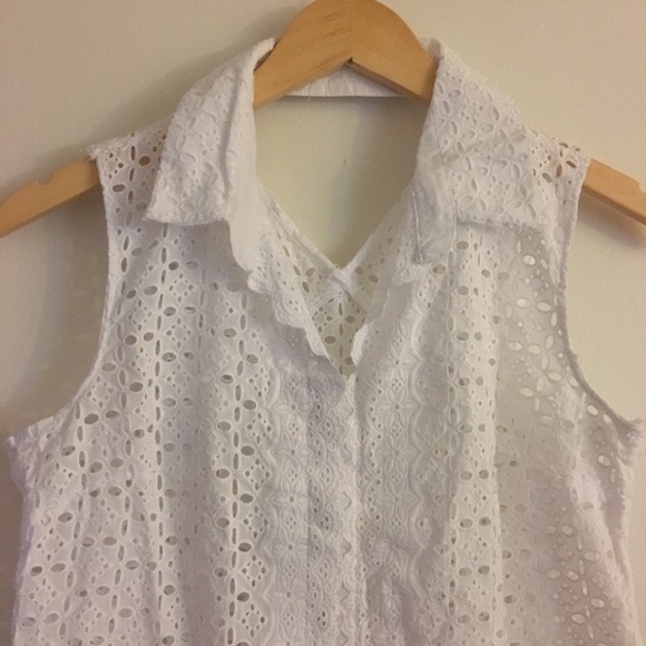 NWT Spring & Summer cutlon eyelet blouse size M - Picture 5 of 8